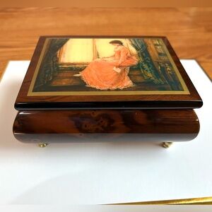 Ercolano Italian Art in Wood Music Jewelry box